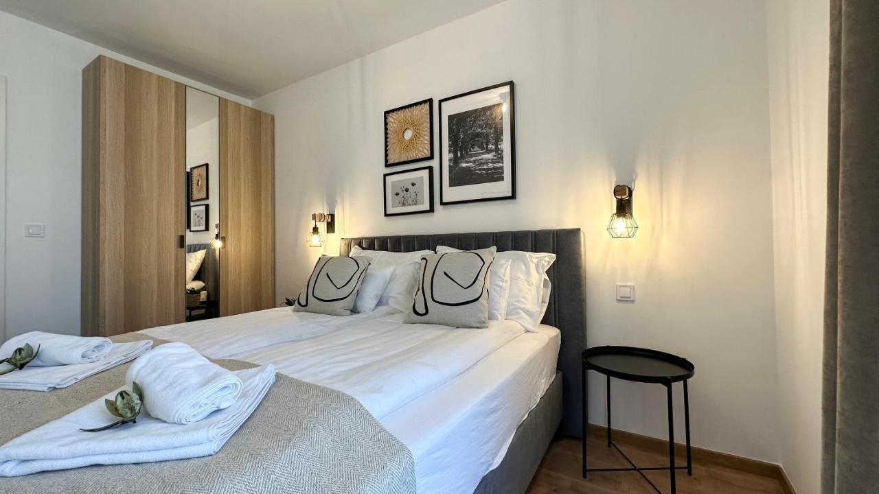 Linden Apartman 002 - Adults Only Mosonmagyaróvár Eksteriør billede